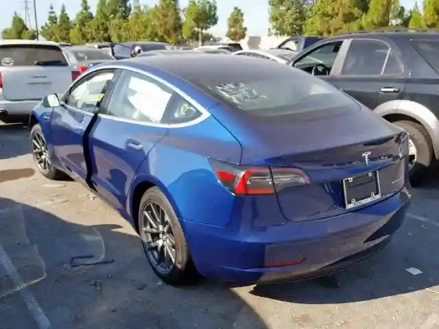 5YJ3E1EB2KF450560 2019 TESLA MODEL 3-2