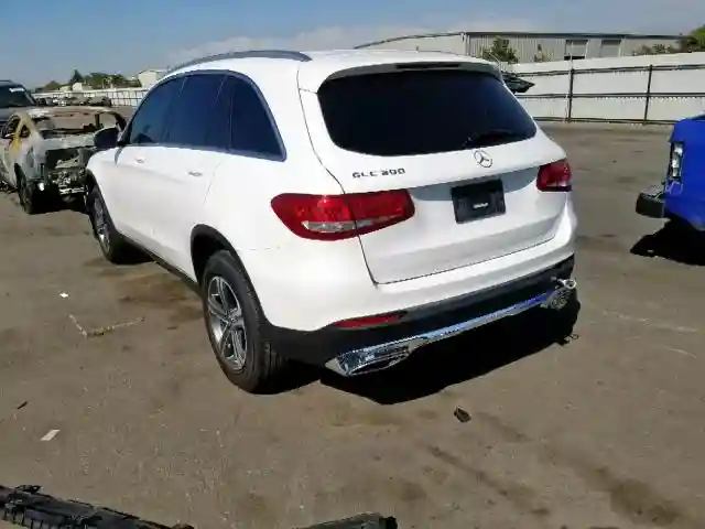 WDC0G4JB6JV049236 2018 MERCEDES-BENZ GLC 300-2