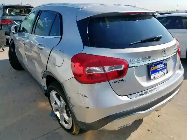 WDCTG4GBXJJ391686 2018 MERCEDES-BENZ GLA 250 4MATIC-2