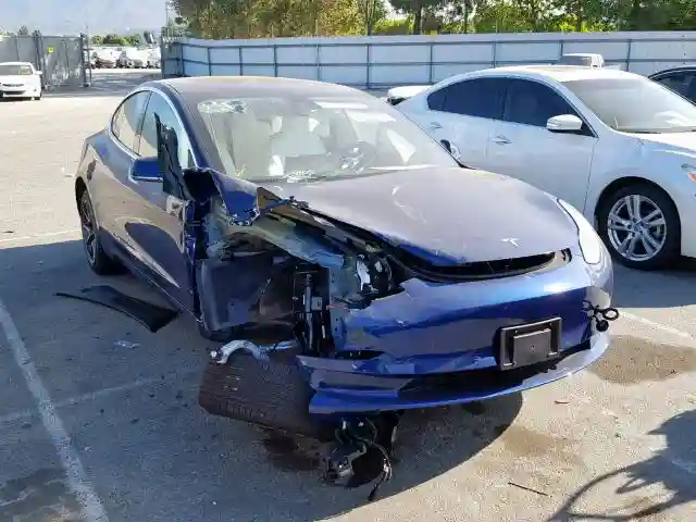 5YJ3E1EB2KF450560 2019 TESLA MODEL 3-0