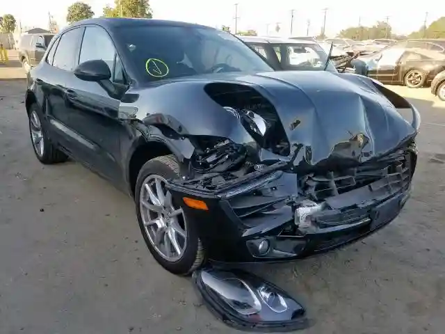 WP1AA2A51JLB19651 2018 PORSCHE MACAN-0