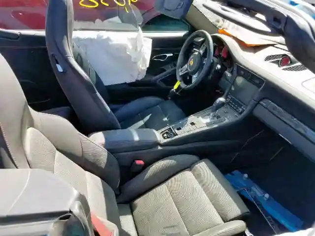 WP0CD2A99KS144082 2019 PORSCHE 911 TURBO-4