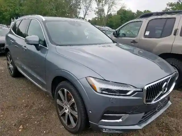 YV4A22RL2J1046963 2018 VOLVO XC60 T6-0