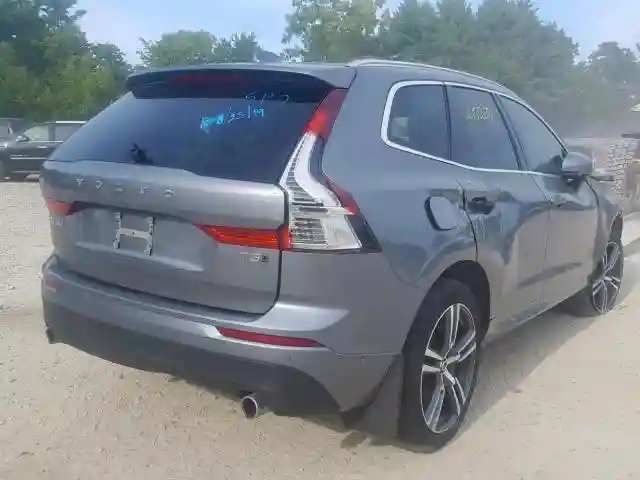 YV4102RK4J1035928 2018 VOLVO XC60 T5-3