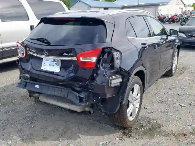 WDCTG4GB5FJ176806 2015 MERCEDES-BENZ GLA 250 4MATIC-3