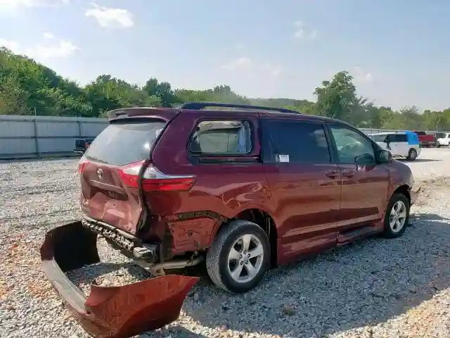 5TDKZ3DC2HS878574 2017 TOYOTA SIENNA LE-3