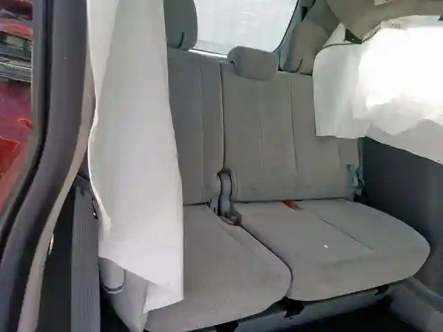 5TDKZ3DC2HS878574 2017 TOYOTA SIENNA LE-5