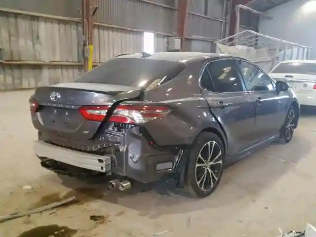 4T1B11HK6KU198673 2019 TOYOTA CAMRY L-3