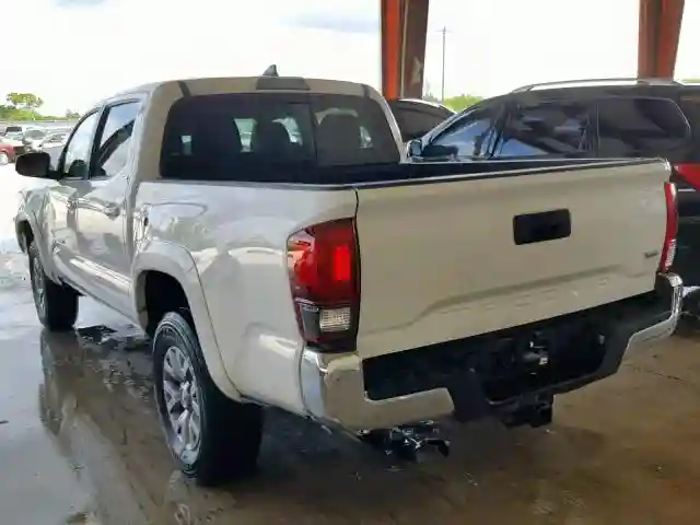 3TMAZ5CN1JM063914 2018 TOYOTA TACOMA DOUBLE CAB-2