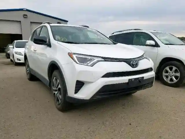 JTMBFREV7JJ720620 2018 TOYOTA RAV4 LE-0