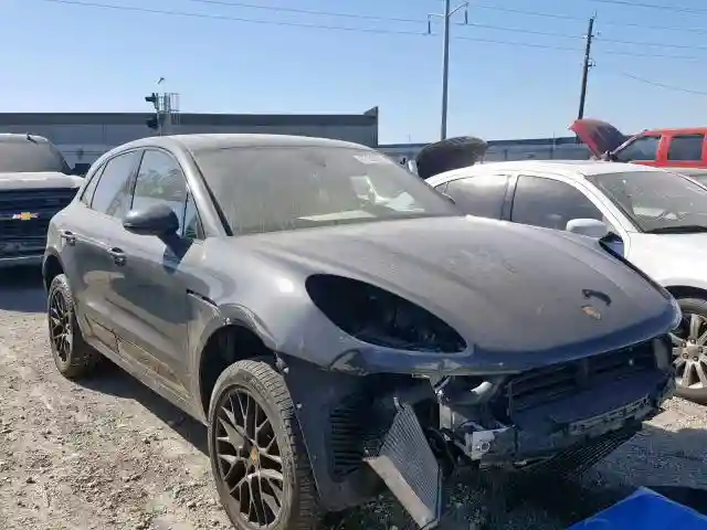 WP1AG2A58HLB51358 2017 PORSCHE MACAN GTS-0
