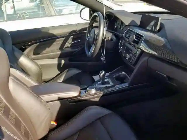 WBS3R9C53GK708152 2016 BMW M4-4