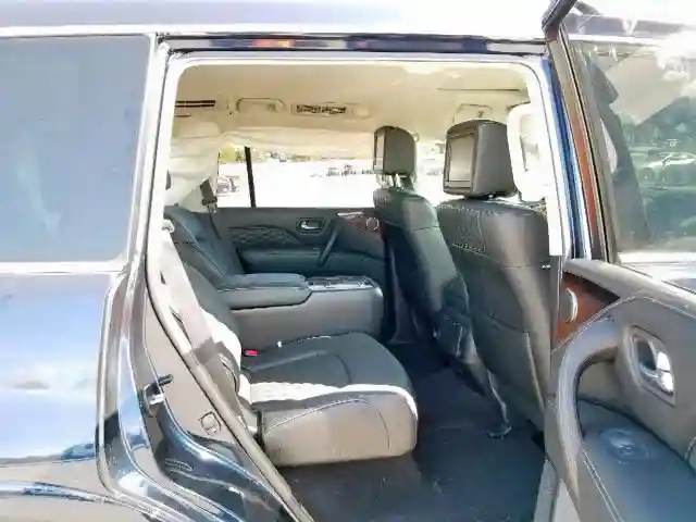JN8AZ2NF5J9664332 2018 INFINITI QX80 BASE-5