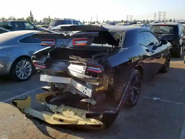 2C3CDZBT8JH111328 2018 DODGE CHALLENGER R/T-3