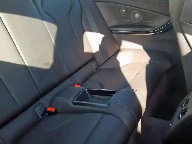 WBS3R9C53GK708152 2016 BMW M4-5