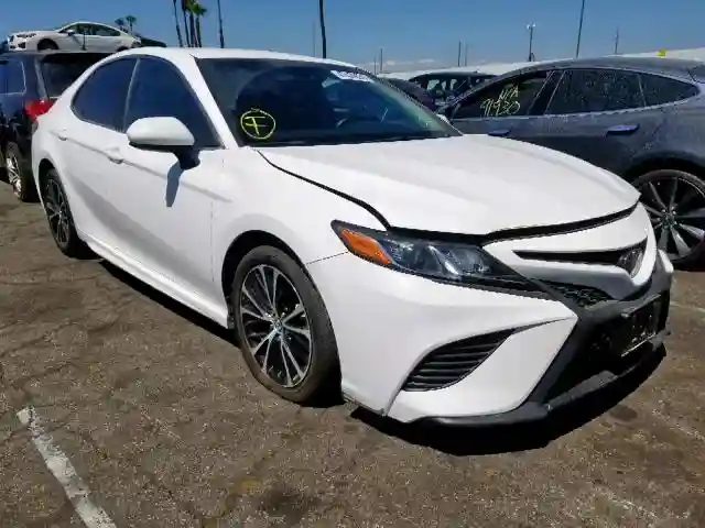 4T1B11HK6JU574531 2018 TOYOTA CAMRY L-0