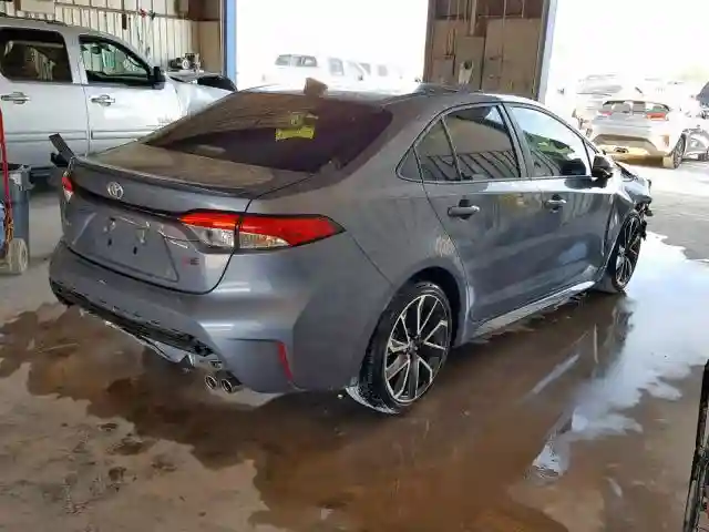 JTDS4RCE8LJ013165 2020 TOYOTA COROLLA SE-3