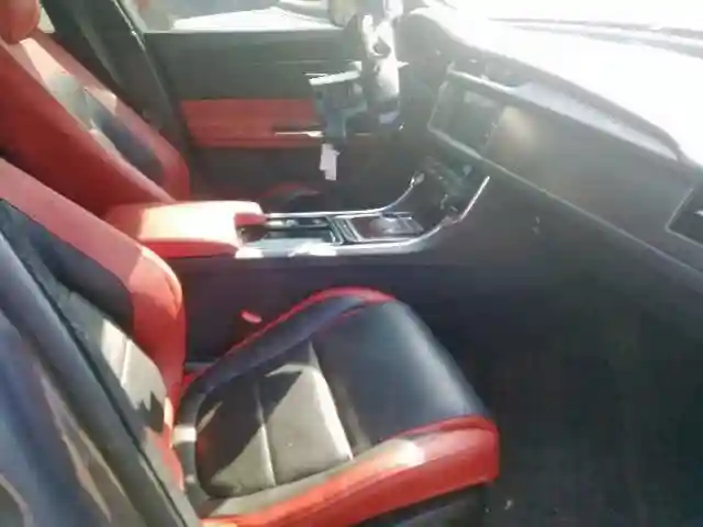 SAJBM4BV8GCY13531 2016 JAGUAR XF S-4