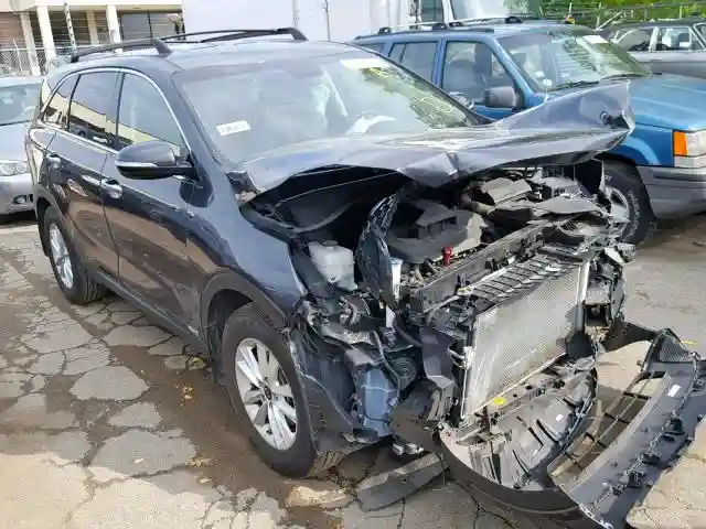 5XYPGDA3XKG453677 2019 KIA SORENTO LX-0