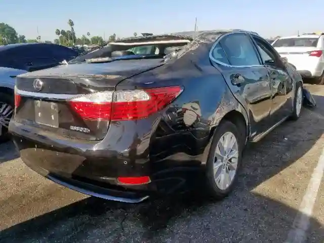 JTHBW1GG7F2082272 2015 LEXUS ES 300H-3