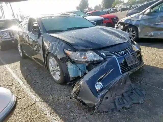 JTHBW1GG7F2082272 2015 LEXUS ES 300H-0