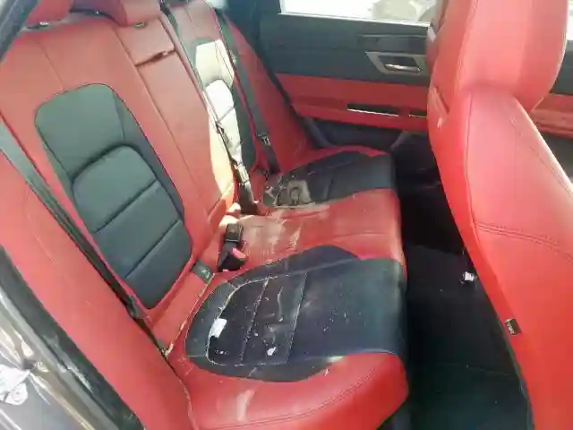 SAJBM4BV8GCY13531 2016 JAGUAR XF S-5