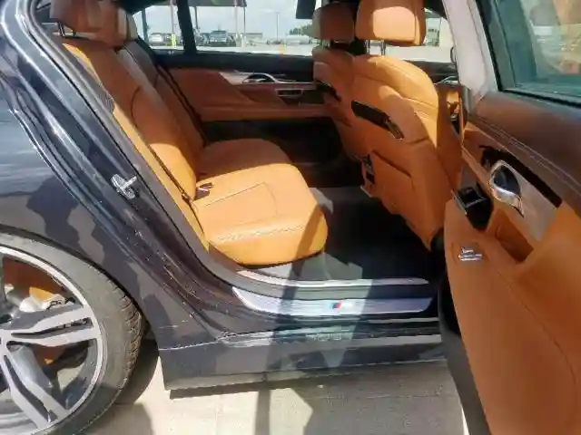 WBA7F0C55JGM23795 2018 BMW 750 I-5
