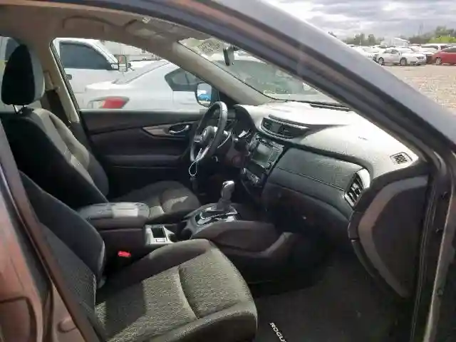JN8AT2MV1JW300355 2018 NISSAN ROGUE S-4