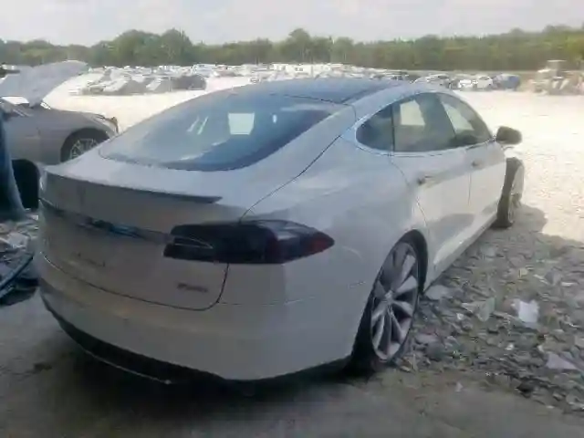 5YJSA1H21FFP79940 2015 TESLA MODEL S 85D-3