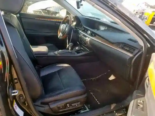 JTHBW1GG7F2082272 2015 LEXUS ES 300H-4