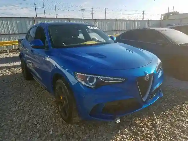 ZASFAKEV0J7C15465 2018 ALFA ROMEO STELVIO QUADRIFOGLIO-0