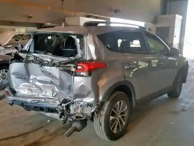 JTMRJREV0HD073077 2017 TOYOTA RAV4 HV LE-3