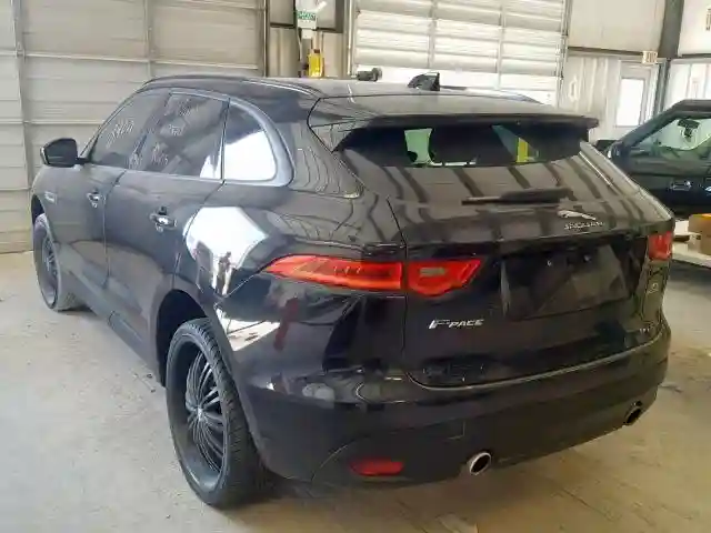 SADCJ2BV1HA067439 2017 JAGUAR F-PACE PREMIUM-2