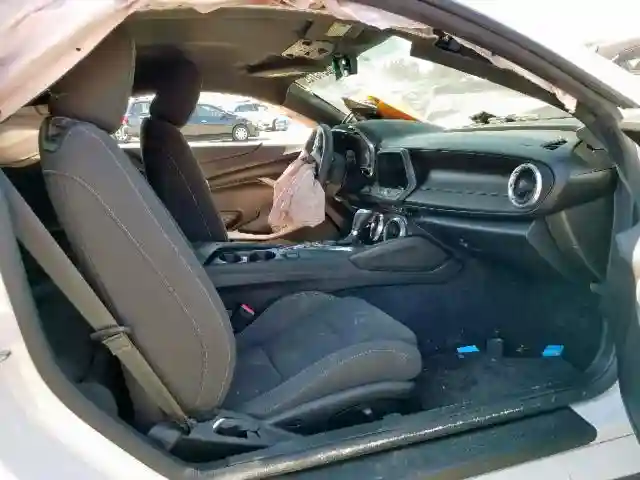 1G1FF1R79J0146390 2018 CHEVROLET CAMARO SS-4