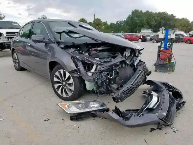 JHMCR6F39HC011126 2017 HONDA ACCORD HYBRID-0