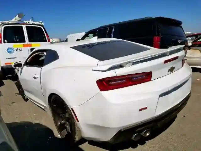 1G1FF1R79J0146390 2018 CHEVROLET CAMARO SS-2