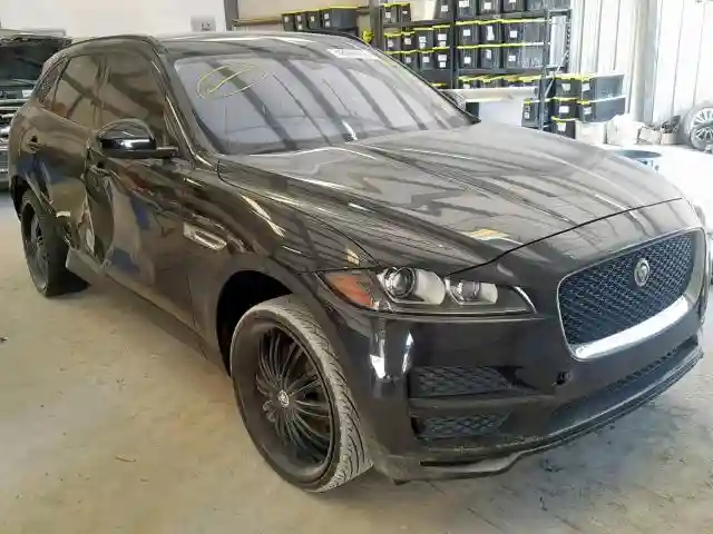 SADCJ2BV1HA067439 2017 JAGUAR F-PACE PREMIUM-0