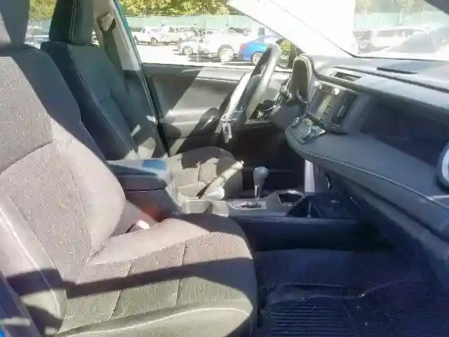 JTMRJREV1JD253237 2018 TOYOTA RAV4 HV LE-4