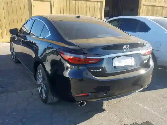 JM1GL1TY2J1315603 2018 MAZDA 6 GRAND TOURING-2