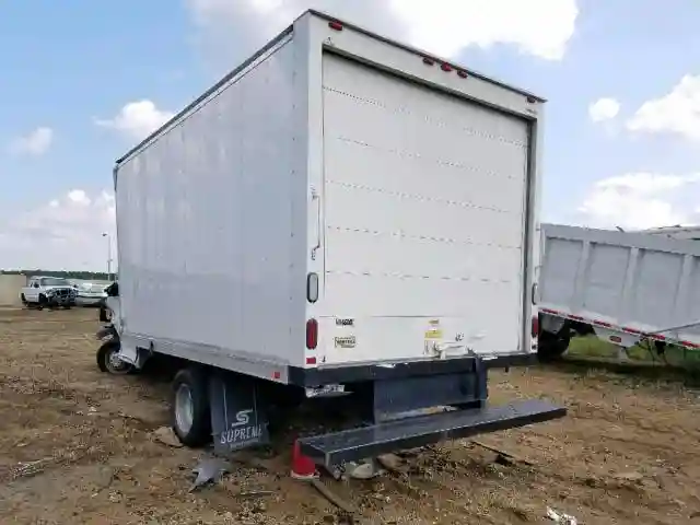 1HA3GSCGXHN000420 2017 CHEVROLET EXPRESS G3500-2