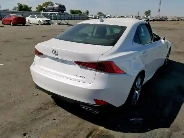 JTHBA1D22K5097195 2019 LEXUS IS 300-3