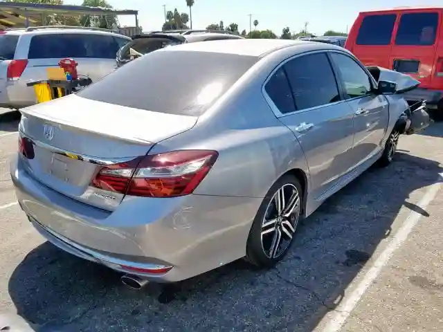 1HGCR2F5XHA239807 2017 HONDA ACCORD SPORT-3