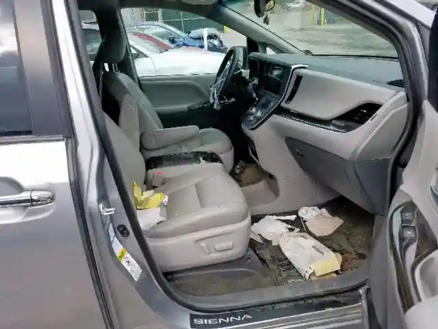 5TDDZ3DC1HS185553 2017 TOYOTA SIENNA XLE-4