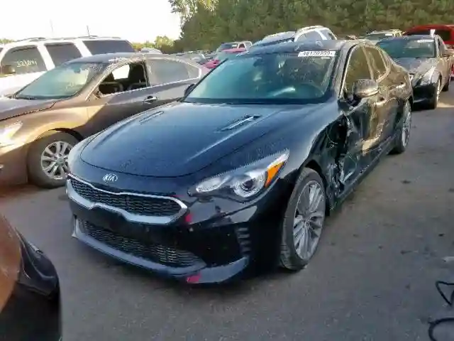 KNAE15LA5J6015190 2018 KIA STINGER-1