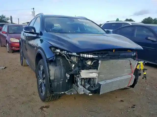 SJKCH5CR4JA059638 2018 INFINITI QX30 BASE-0