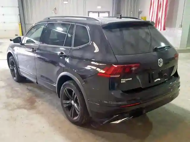 3VV2B7AX8KM149166 2019 VOLKSWAGEN TIGUAN SE-2