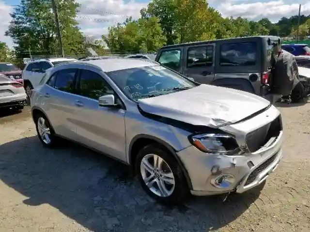 WDCTG4EB8JJ501377 2018 MERCEDES-BENZ GLA 250-0
