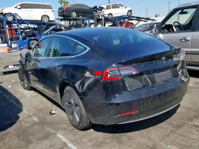 5YJ3E1EB3KF359281 2019 TESLA MODEL 3-2