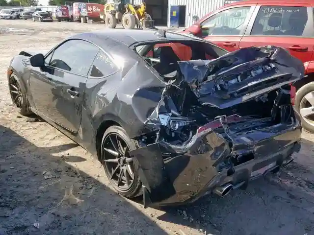 JF1ZNAA19H9702871 2017 TOYOTA 86 BASE-2