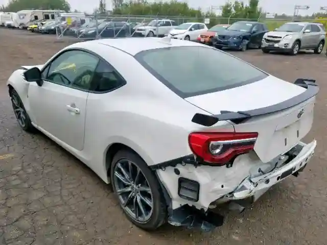 JF1ZNAA1XH9707528 2017 TOYOTA 86 BASE-2